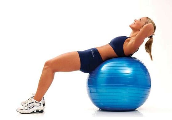Swiss-Ball-Abdominal-Crunch-Finish